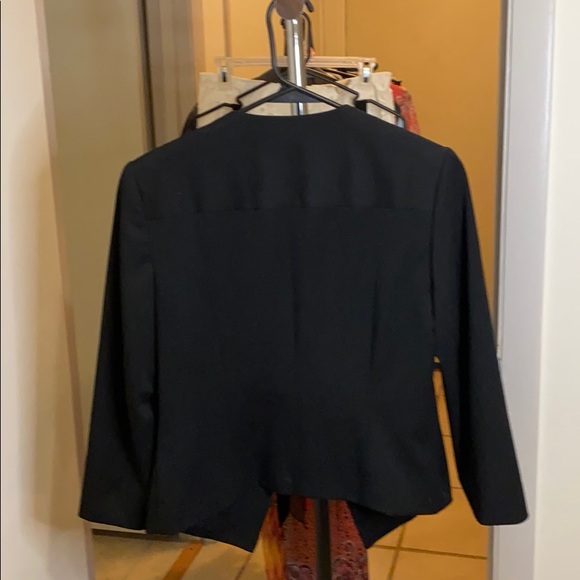 Blazer - Picture 2 of 3